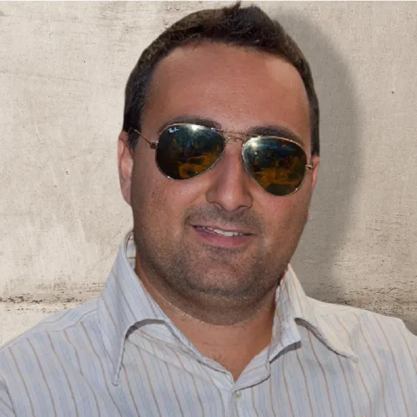 Vulnerability Research and Exploitation on Edge Devices: Memory Corruption Edition